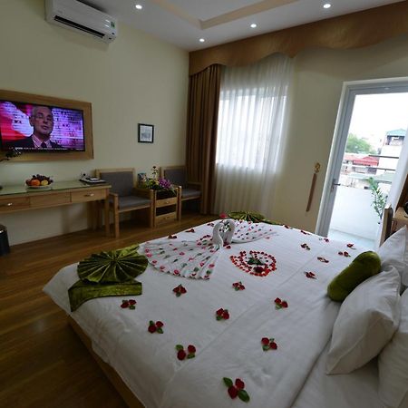 Blue Hanoi Inn Hotel Номер фото