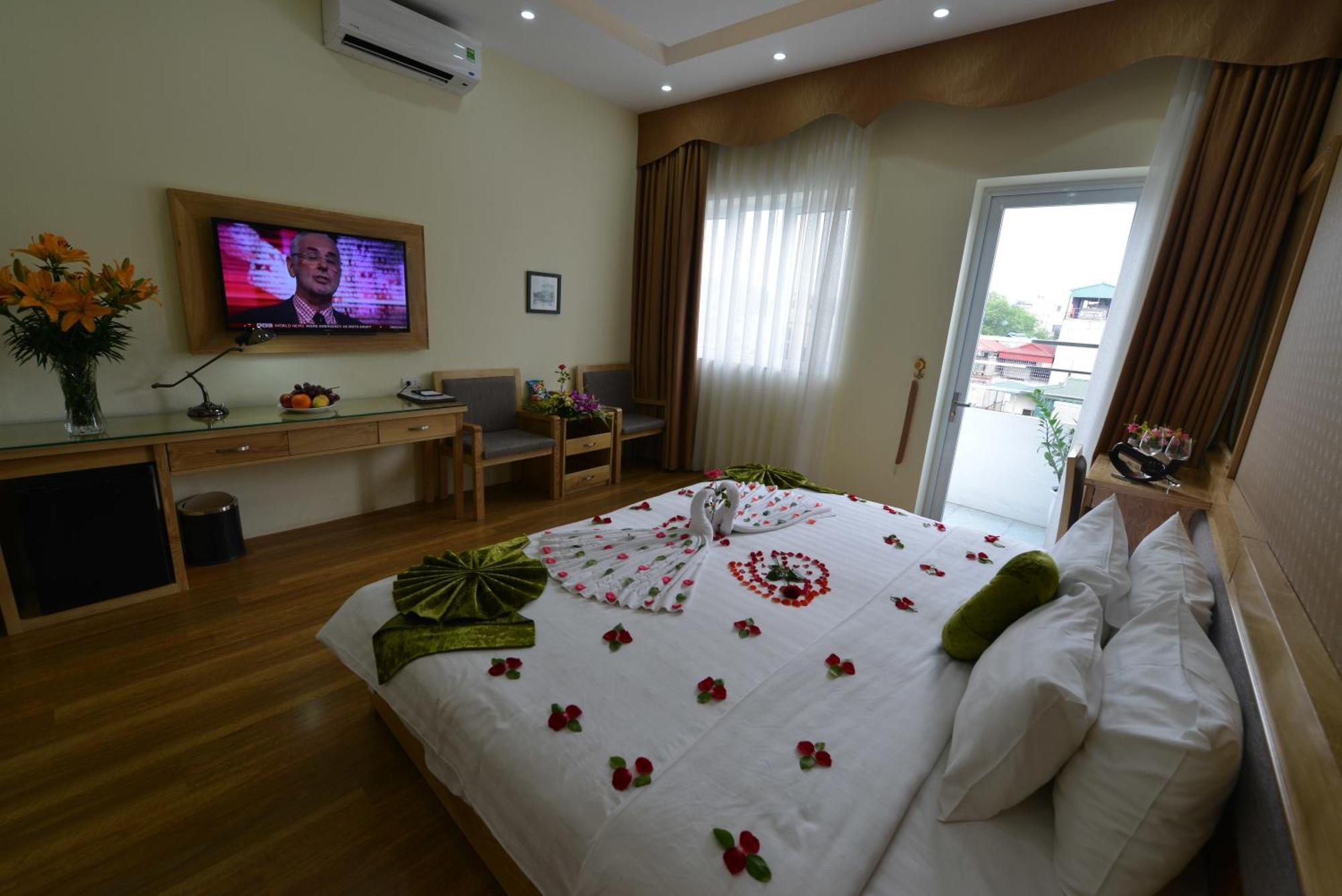 Blue Hanoi Inn Hotel Номер фото